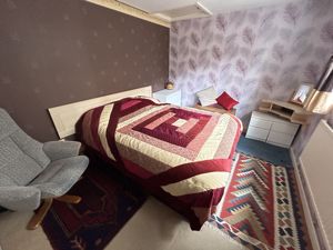 Photo 7- click for photo gallery